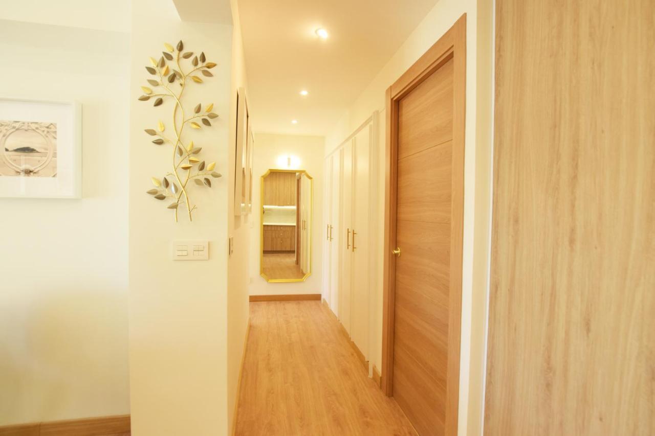 Paradise Luxurious Flat, Free Parking, 3 Double Rooms, Terrace, Jacuzzi, Fully Renovated سان سيباستيان المظهر الخارجي الصورة