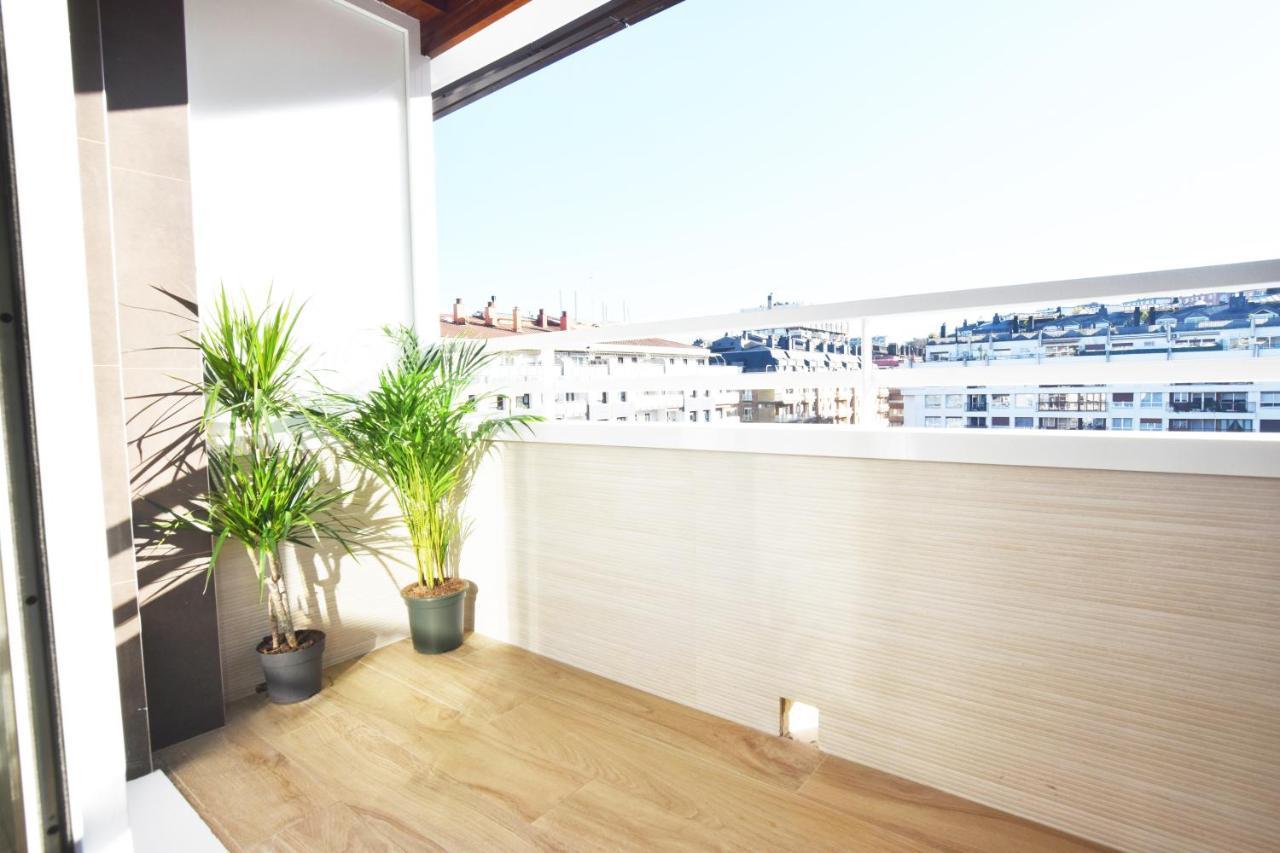 Paradise Luxurious Flat, Free Parking, 3 Double Rooms, Terrace, Jacuzzi, Fully Renovated سان سيباستيان المظهر الخارجي الصورة