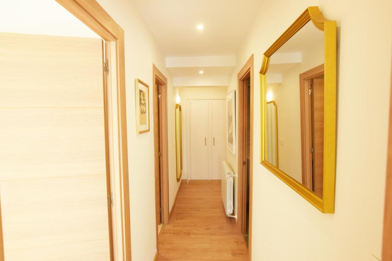 Paradise Luxurious Flat, Free Parking, 3 Double Rooms, Terrace, Jacuzzi, Fully Renovated سان سيباستيان المظهر الخارجي الصورة