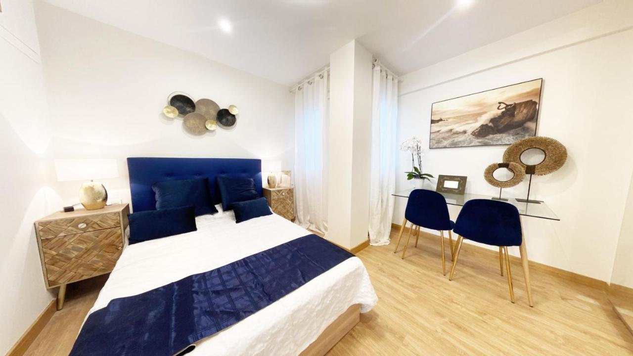 Paradise Luxurious Flat, Free Parking, 3 Double Rooms, Terrace, Jacuzzi, Fully Renovated سان سيباستيان المظهر الخارجي الصورة